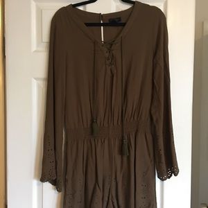 Olive Jessica Simpson long sleeve jumpsuit size Large